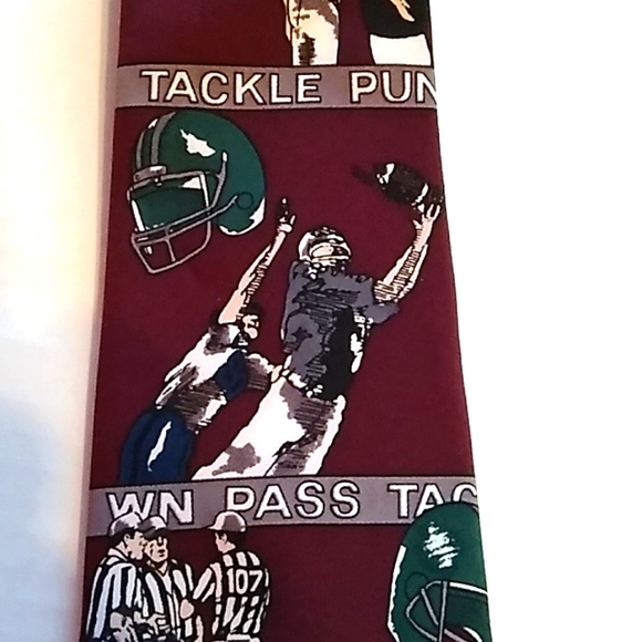 Football Tie - Picture 6 of 9